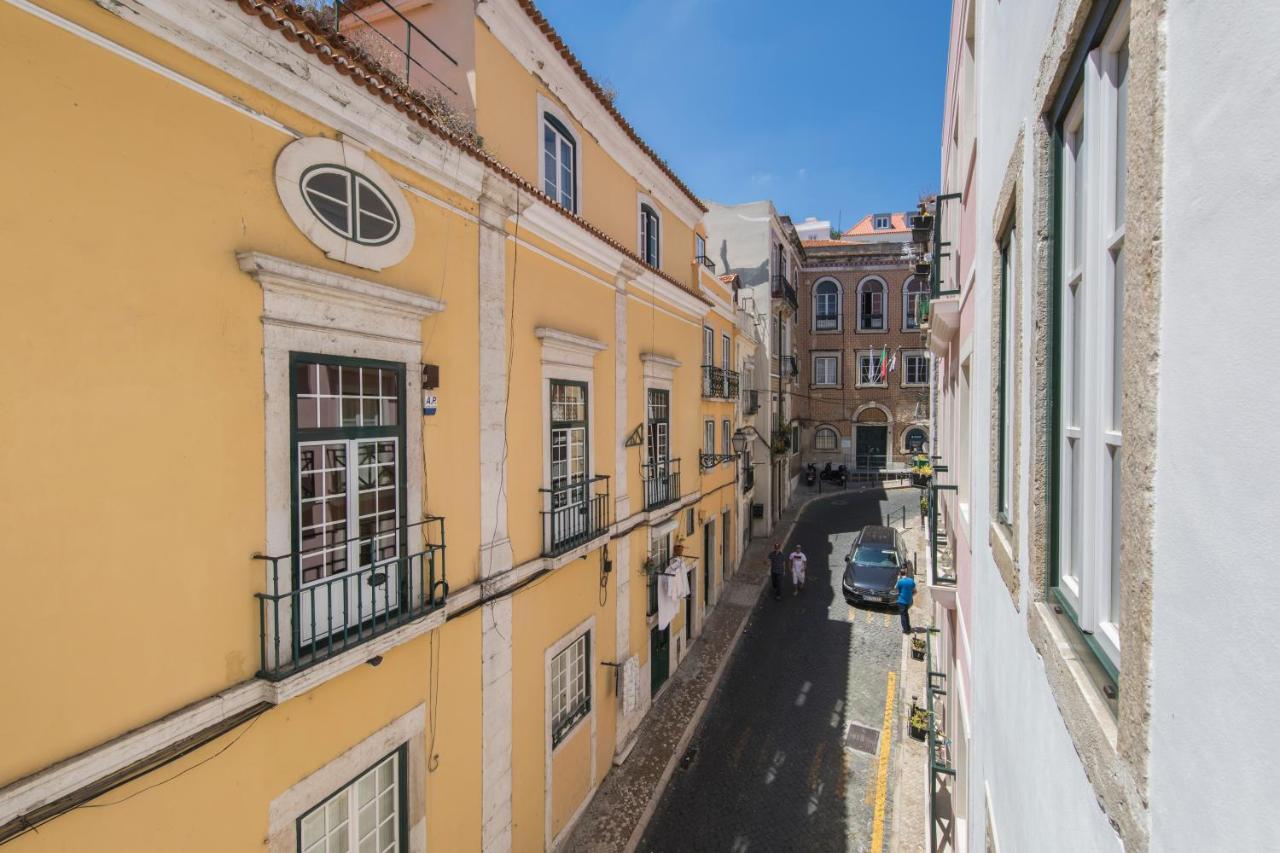 Cozy Flat In The Heart Of Alfama Apartment Lisbon Exterior photo