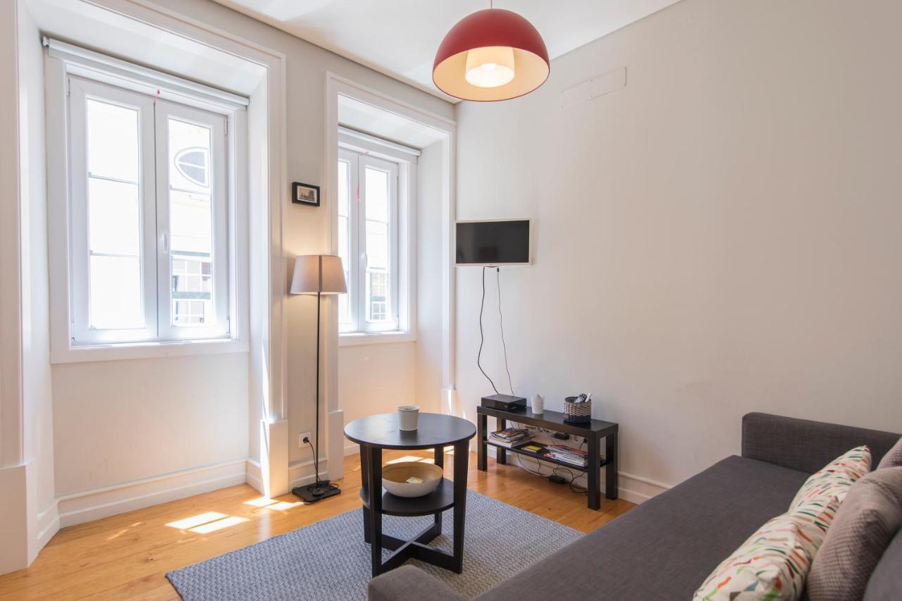 Cozy Flat In The Heart Of Alfama Apartment Lisbon Exterior photo